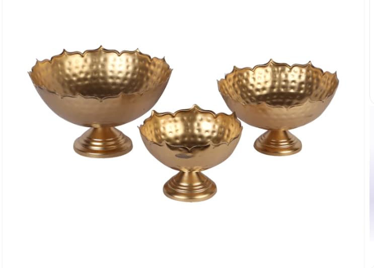 Taj Bowl Hammered Urli Candle Stand with Floating Diya, 9 Pieces Combo, Iron, Silver & Gold Diya Vase Set for Wedding, Party, Home Decoration (Taj Urli Set of 9)